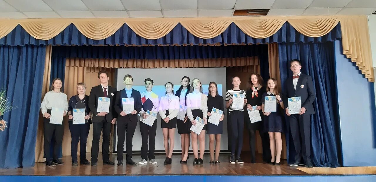 гбоу школа 627 невского района спб. летняя научная школа лнмо. за гуманизацию школы санкт-петербурга. ученики школы 482. конференция школы санкт петербурга.