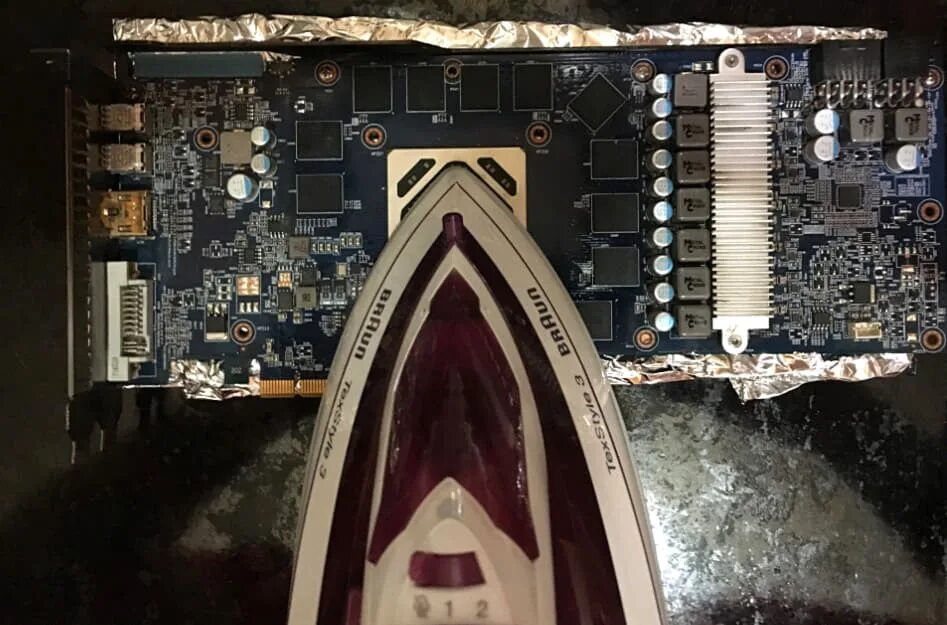 реболл bga чипа. 8500gt прогрев феном. пайка bga 4k. видеокарта утюг. прогретая плата видеокарты.