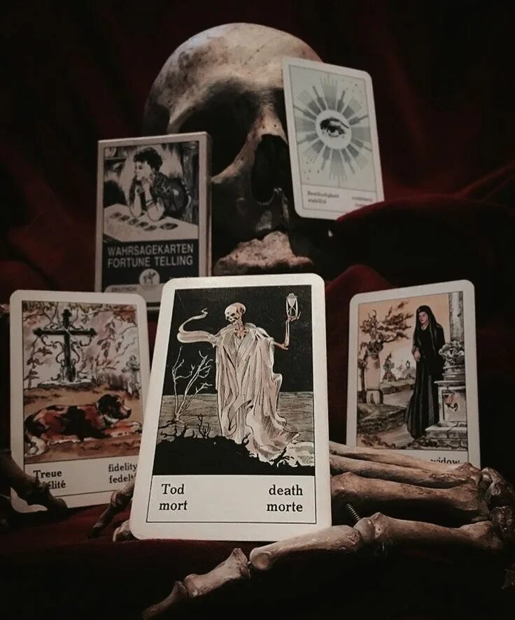 Таро мертвых. Оккультное Таро. Хоррор Таро. Таро Occult Tarot.