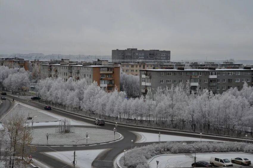 Сколько в оленегорске. Центр города Оленегорска. Оленегорск (Мурманская область). Оленегорские фонтаны. «Лопарка». Оленегорск военный городок.