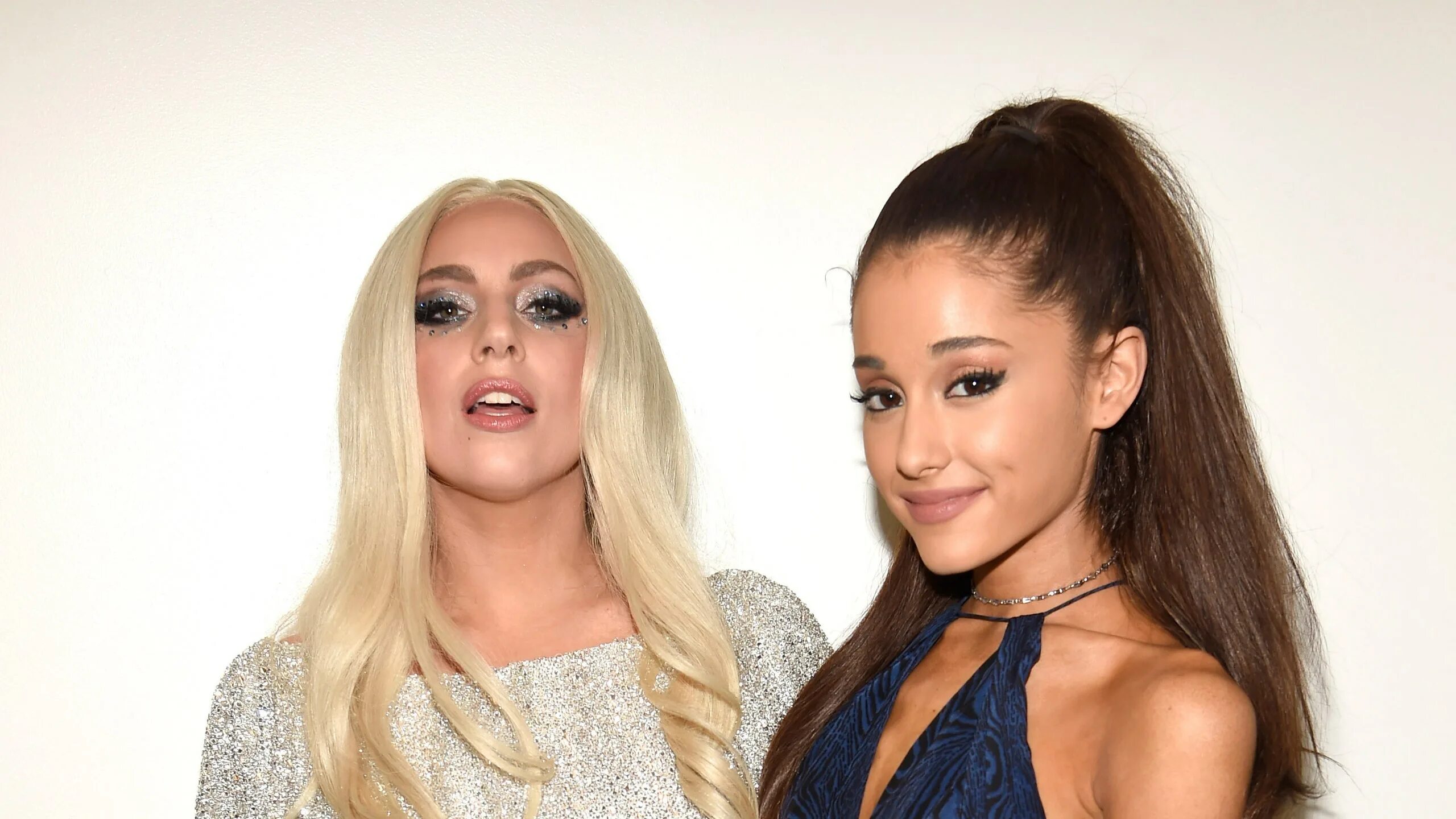 Lady gaga ariana grande. Ariana grande 2020. Gaga and ariana grande. Lady gaga ariana grande. Леди гага vma 2020.