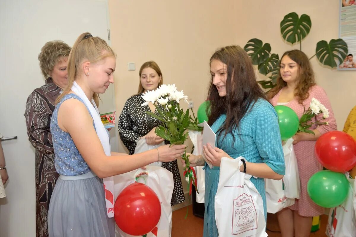 Роддом бобруйск. Заведующий роддомом Бобруйск. Бобруйск роддом врачи. Ленинский роддом.