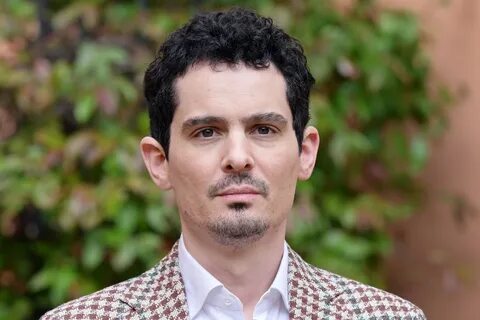 Бунтарь и циник, влюбивший мир в свое кино. 