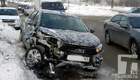 АвтоВАЗ" запустил серийное производство седана Lada Vesta Cross