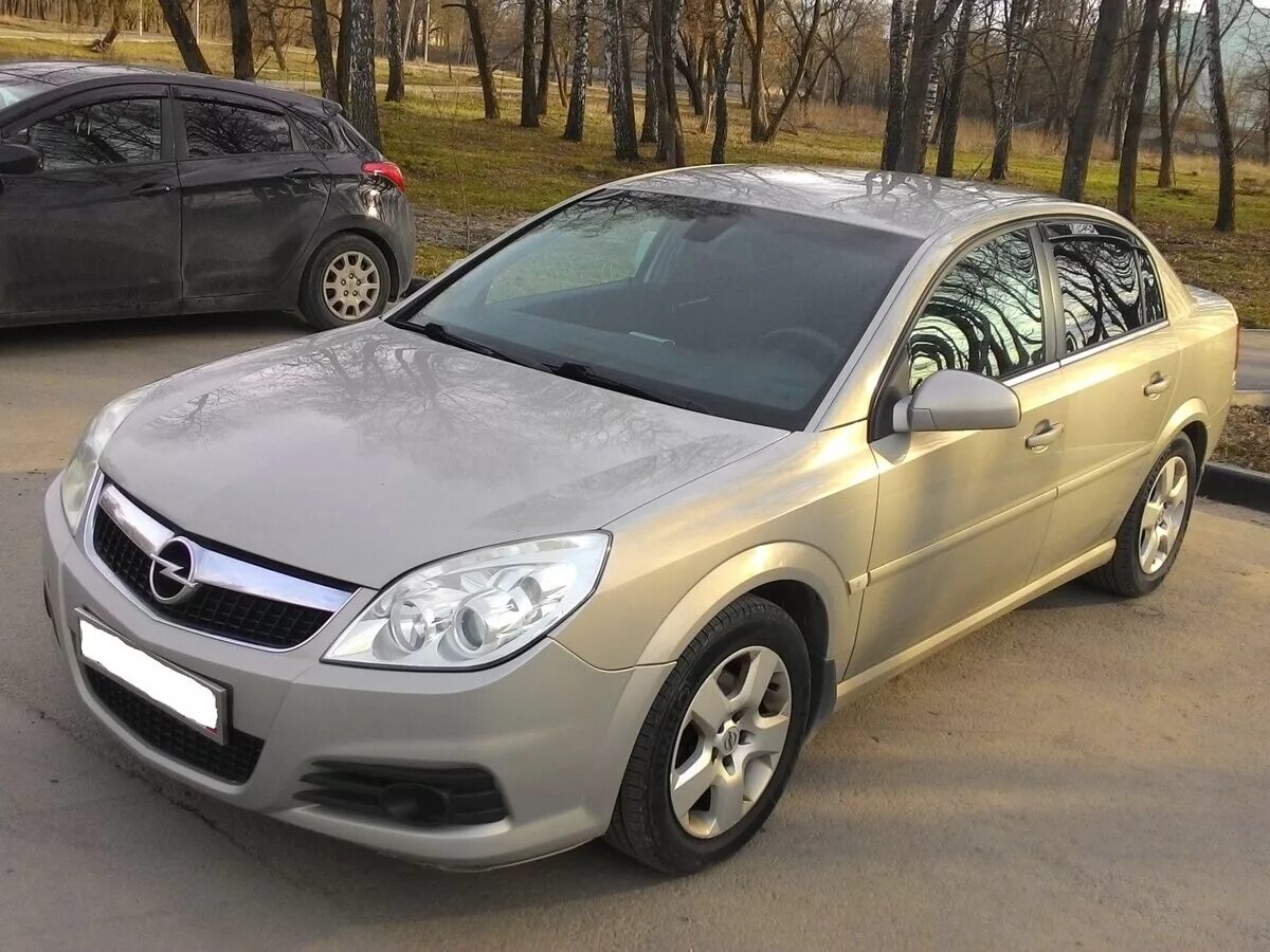 Купить опель недорого. Опель Вектра с Рестайлинг 1.8. Опель Вектра с 1.8 2010. Opel Vectra 1.8 МТ, 2005,. Бежевый Опель Вектра.