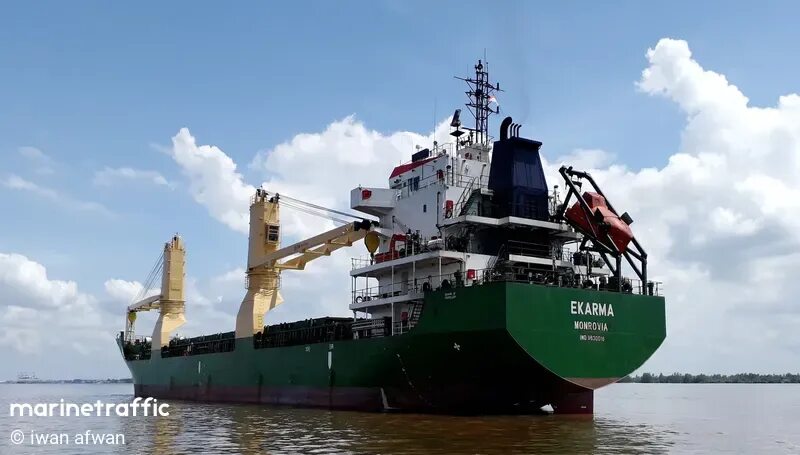 Судно wind. Экарма судно. стр экарма 3 судно. savanna wind судно. корабль экарма 2.