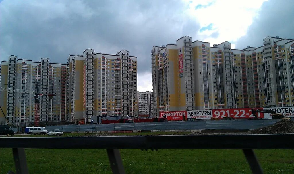 Солнцево парк вк. Солнцево парк Мортон. Парк в Солнцево парк. ЖК Солнцево парк. Парк Солнцево парк фото.