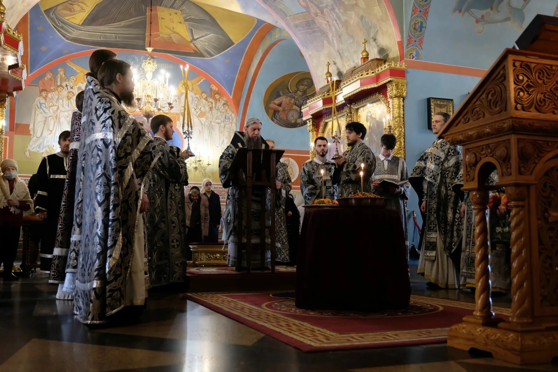 Пятница 1 седмицы великого поста. Хоры в Успенском соборе. Пятница первой седмицы Великого. Первая седмица Великого поста.