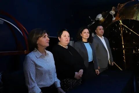 Школу космонавтики имени р в комаева