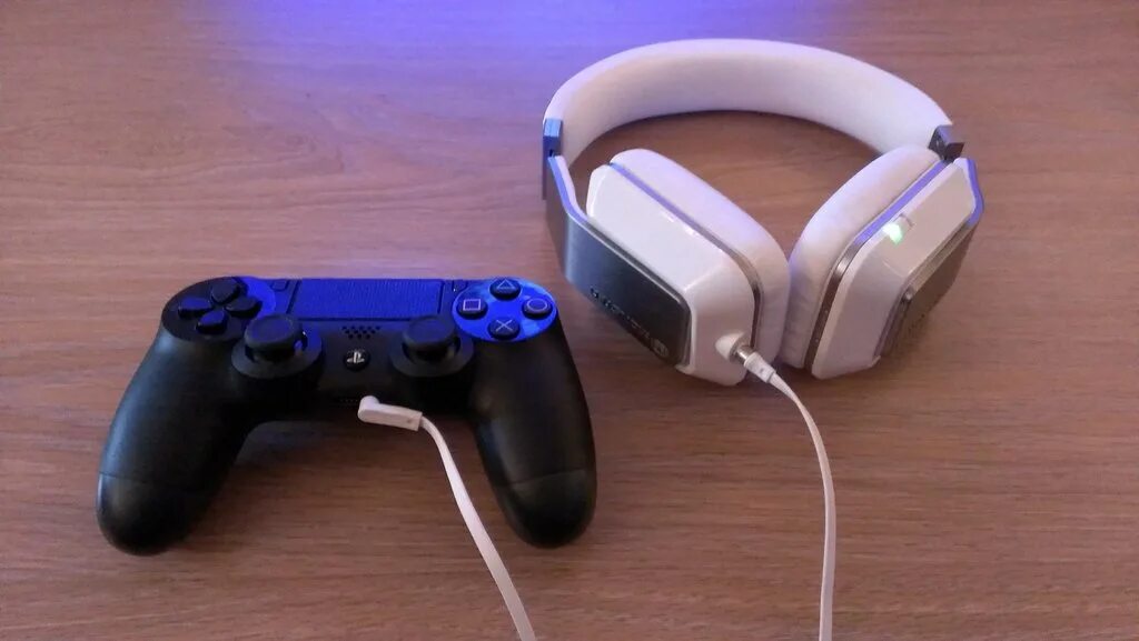 Ps5 какие наушники. Наушники сони плейстейшен 4 проводные. PLAYSTATION наушники ps5. Подключить наушники к плейстейшен 4 блютуз. Наушники для ps4 PLAYSTATION.