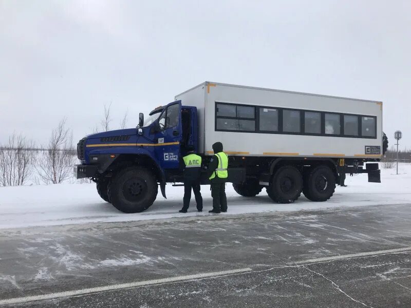 5 Мехколонна новый Уренгой. ГИБДД на дорогах г новый Уренгой. ГИБДД Пуровского района. Промысловые дороги.