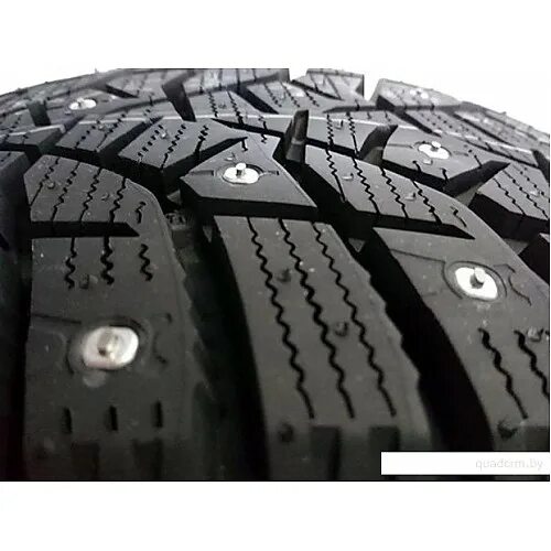 Bridgestone blizzak spike 02 235 65 r17. Bridgestone blizzak spike-02 175/65 r14. bridgestone 205/65/15 t 94 blizzak spike 02. машина с шипами. автомобильная шина bridgestone blizzak spike-01 175/65 r14 82t зимняя шипованная.