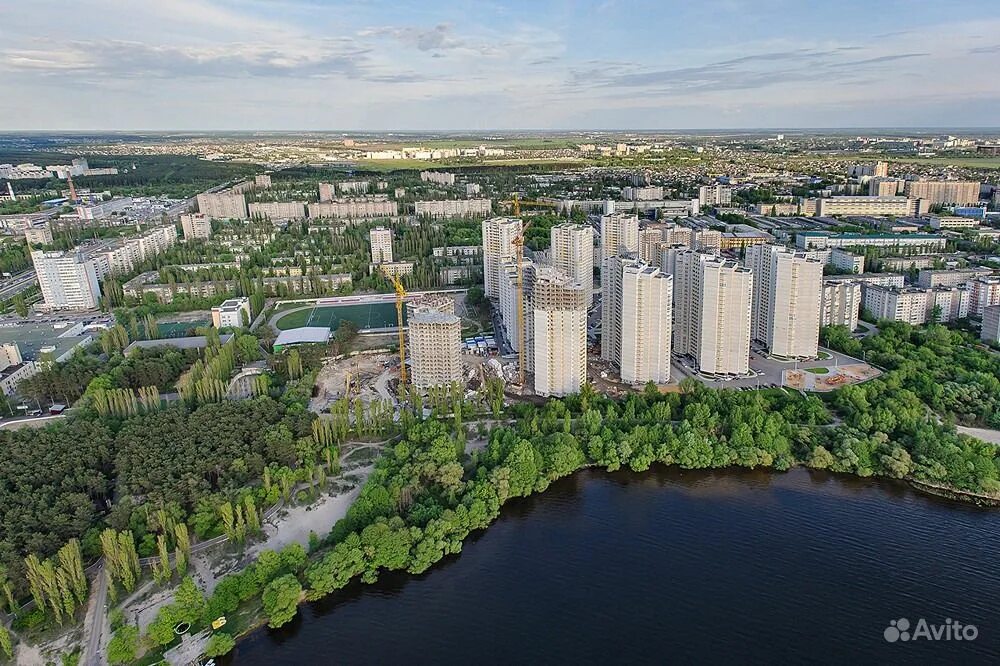 Железнодорожный район город воронеж. Остужевское кольцо воронеж. Воронеж железнодорожный район фото. Стелла на остужева воронеж. Воронеж железнодорожный район фото.