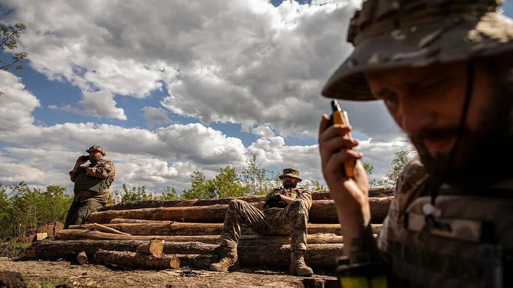 Soldiers radio. Наступление армии. Наступление ВСУ. Командир Востока Донбасс Ходаковский. Командир танка ДНР.
