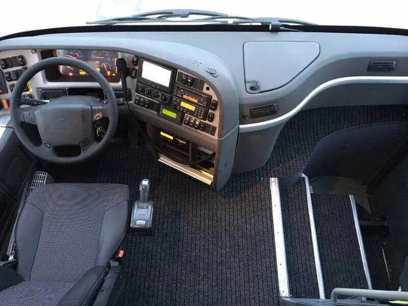 Как снимать панель на вольво фш Снимаем приборную панель VOLVO FM 2005 год YouTube