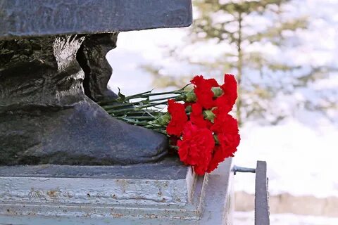 Мандельштам за грядущую доблесть веков