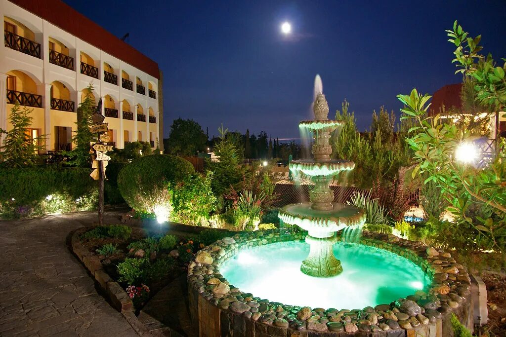 Бастион крым судак. Отель бастион судак корпус 3. Отель бастион крым. Ушакова, 3, судак. Отель бастион судак.