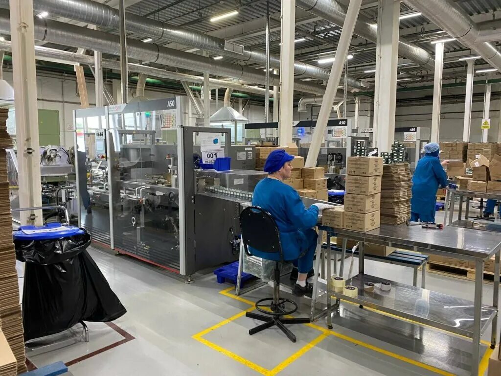 Тверской экскаваторный завод цех кабин. Тверской вагоностроительный завод презентация. Предприятия тверь информация. Предприятия в городе. Изготовлено в россии.