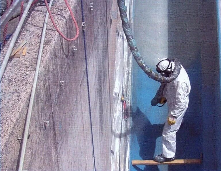 дегидрол для бетона. торкретирование стен с армирующей сеткой. защита арматуры от коррозии в бетоне. торкрет бетон технология. защита арматуры в бетоне.