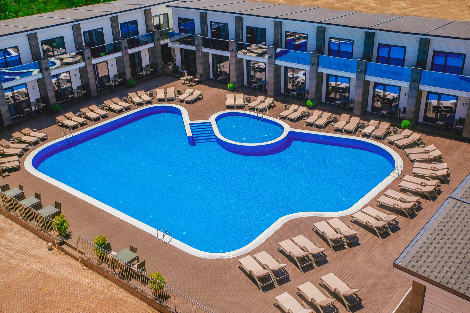 Grand sapphire hotel 4* сайт отеля. Сапфир анапа. Grand saphir анапа. Гранд сапфир апартаменты анапа. Гранд сапфир анапа.