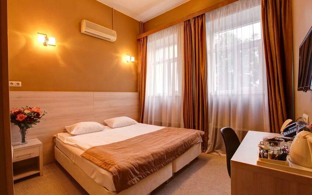 ресторан 69 полулюкс. гостиничный номер люкс. мини отель москва. барвихинская гостиница лайт молодежная. москва отель соблазнов.