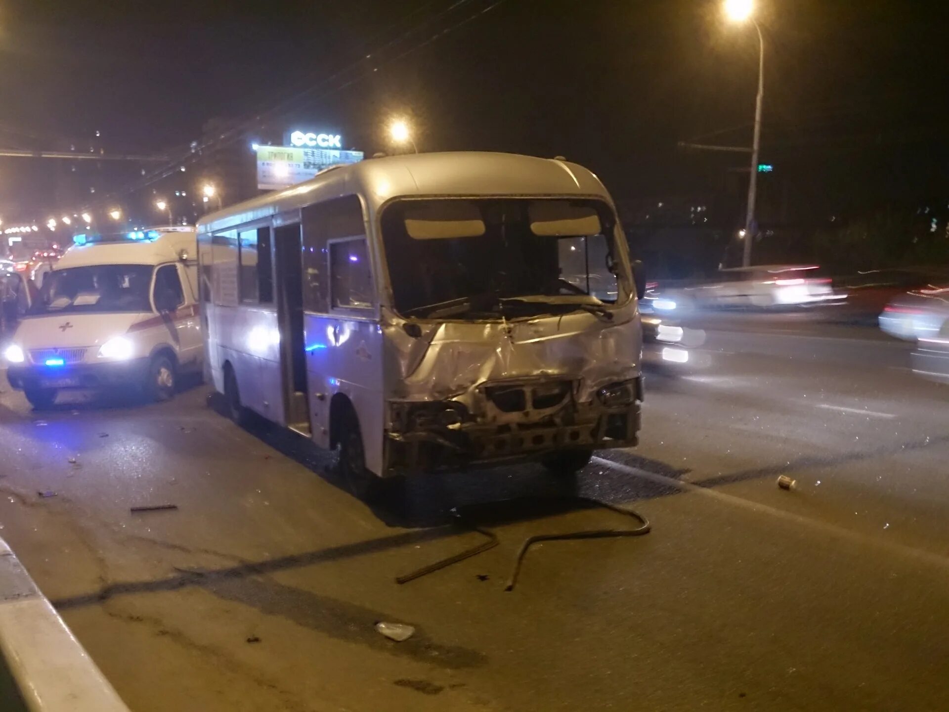 Краснодар мосты автобус. Северные мосты краснодар. авария на северной краснодар сегодня.