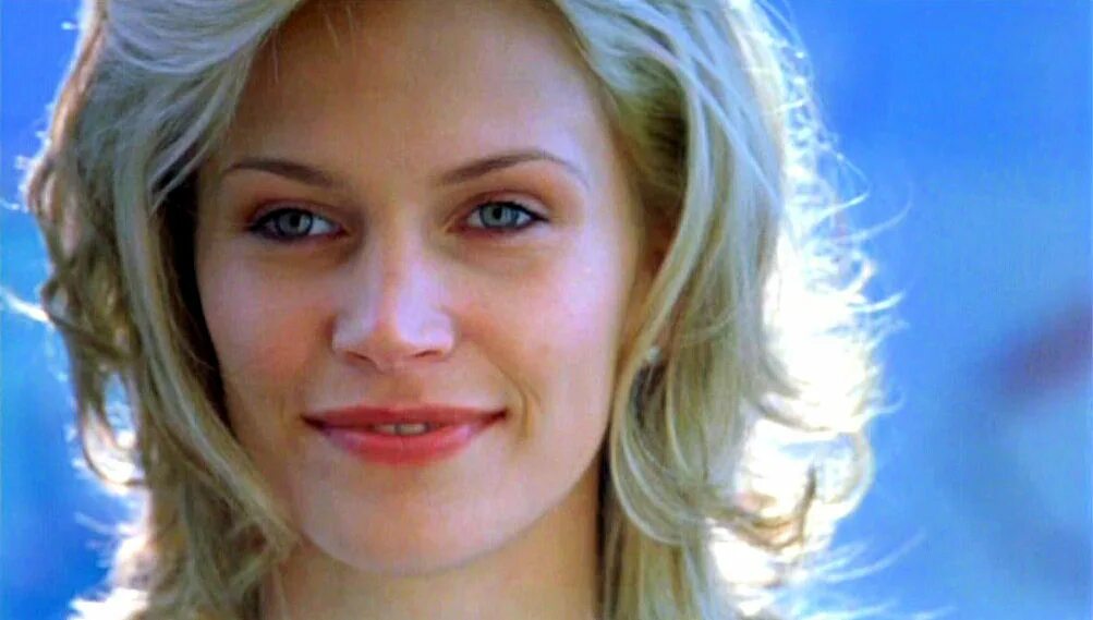 Никита-двойная жизнь фильм 1998. Двойная жизнь фильм 2000. Second skin фильм 2000. Нора хамзави в молодости. Двойная жизнь фильм 2000.