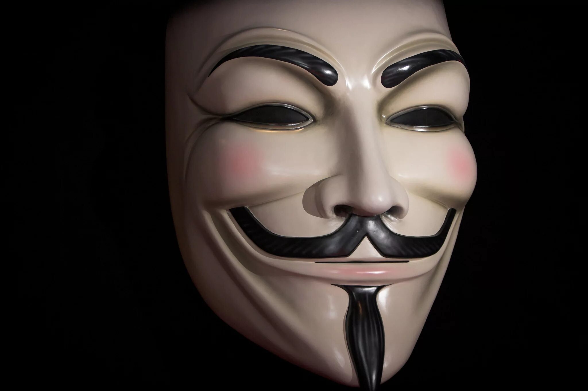 Анонимус вендетта. V for Vendetta (2005). Маска 5 кто ушел сегодня