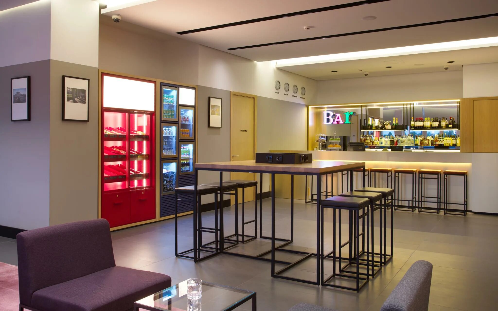 Кремлёвская улица азимут астрахань. Азимут 3 астрахань гостиница. Азимут астрахань. Азимут астрахань. Азимут астрахань.