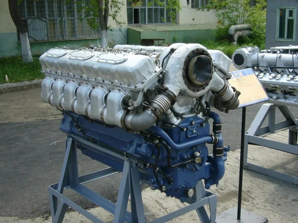 Двигатель в-92 с2 ЧТЗ. В-92с2ф двигатель. Дизельный двигатель в-92с2ф. Двигатель т90.