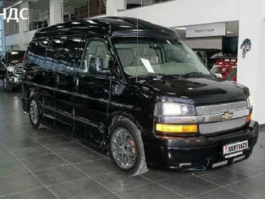 Шевроле экспресс с пробегом в россии. Chevrolet Express 2013. Chevrolet Express II 2014. Шевроле минивэн 2013. Шевроле минивэн 2016.