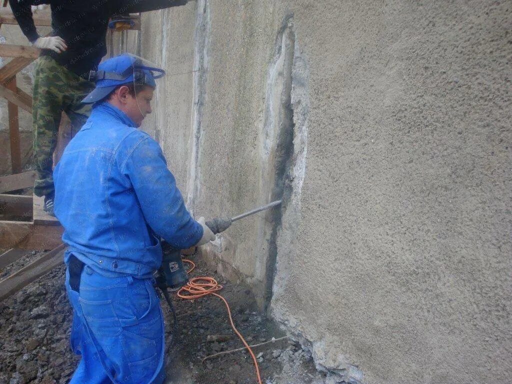 Ремонт трещин в бетоне. Торкретирование бетона. Гидроизоляция трещин в бетоне. Шовная гидроизоляция. Ремонтная штукатурка для бетона.