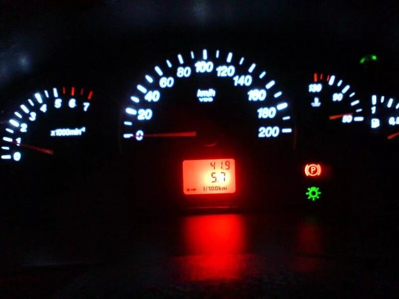 Красная приборка приора. Подсветка приборки приора 1. Лампочки в приборную панель приора. Светодиодная плата приора 1 приборка. Подсветка приборной панели приоры.