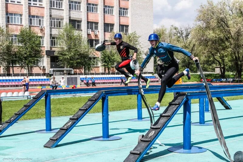 Пожарно прикладной спорт. Киров пожарно прикладной спорт. Киров пожарно прикладной спорт 2023. Забор для пожарно-прикладного спорта. Пожарно прикладной спорт дети.
