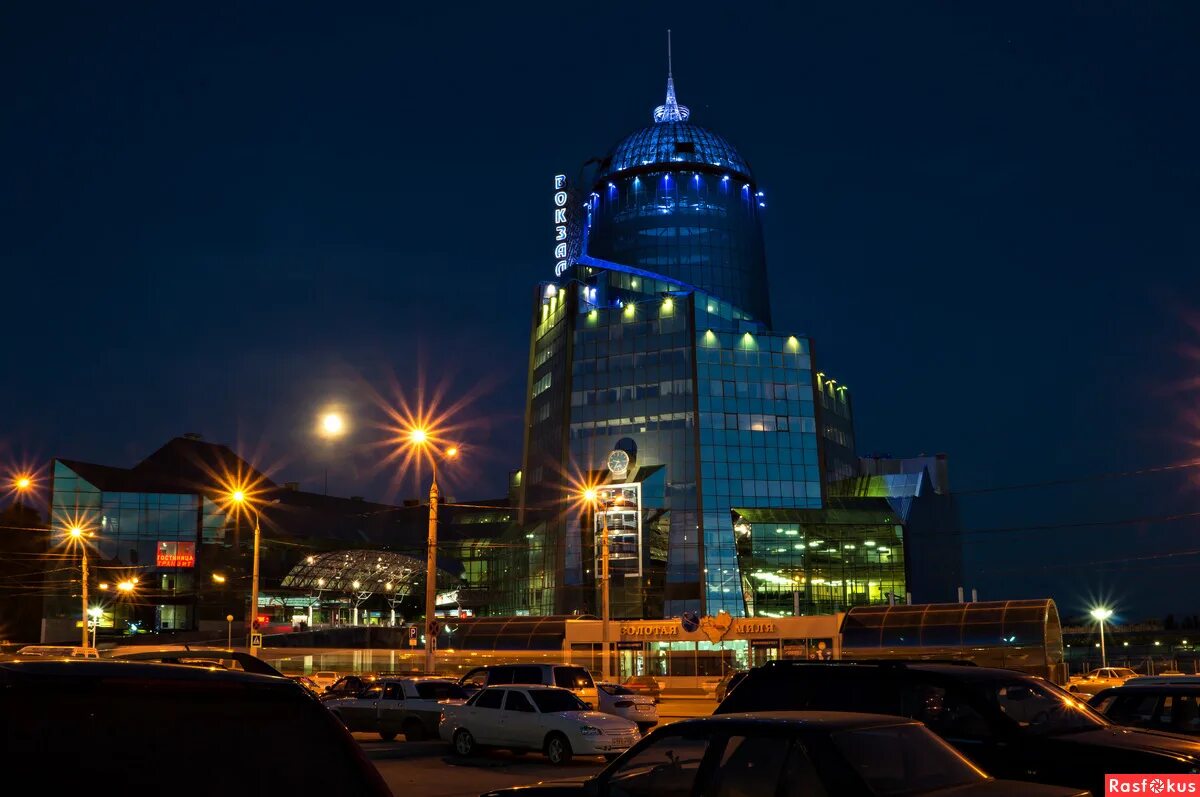 железнодорожная станция самара. железнодорожный вокзал самара. самара вокзал города 2022. железнодорожный вокзал самара с высоты. самара город вокзал.