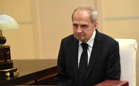 Под председателем