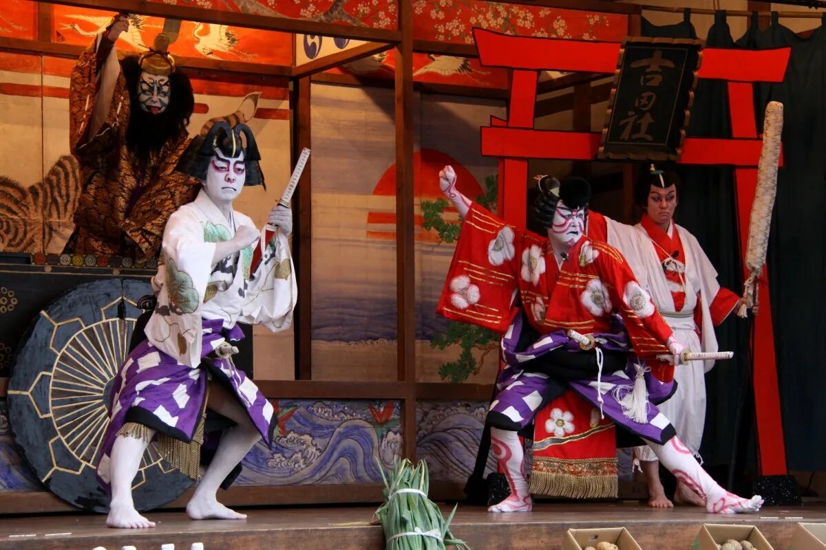 Театр японских мужчин