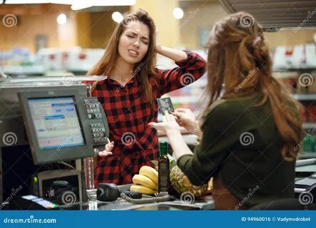 Hot topic cashier