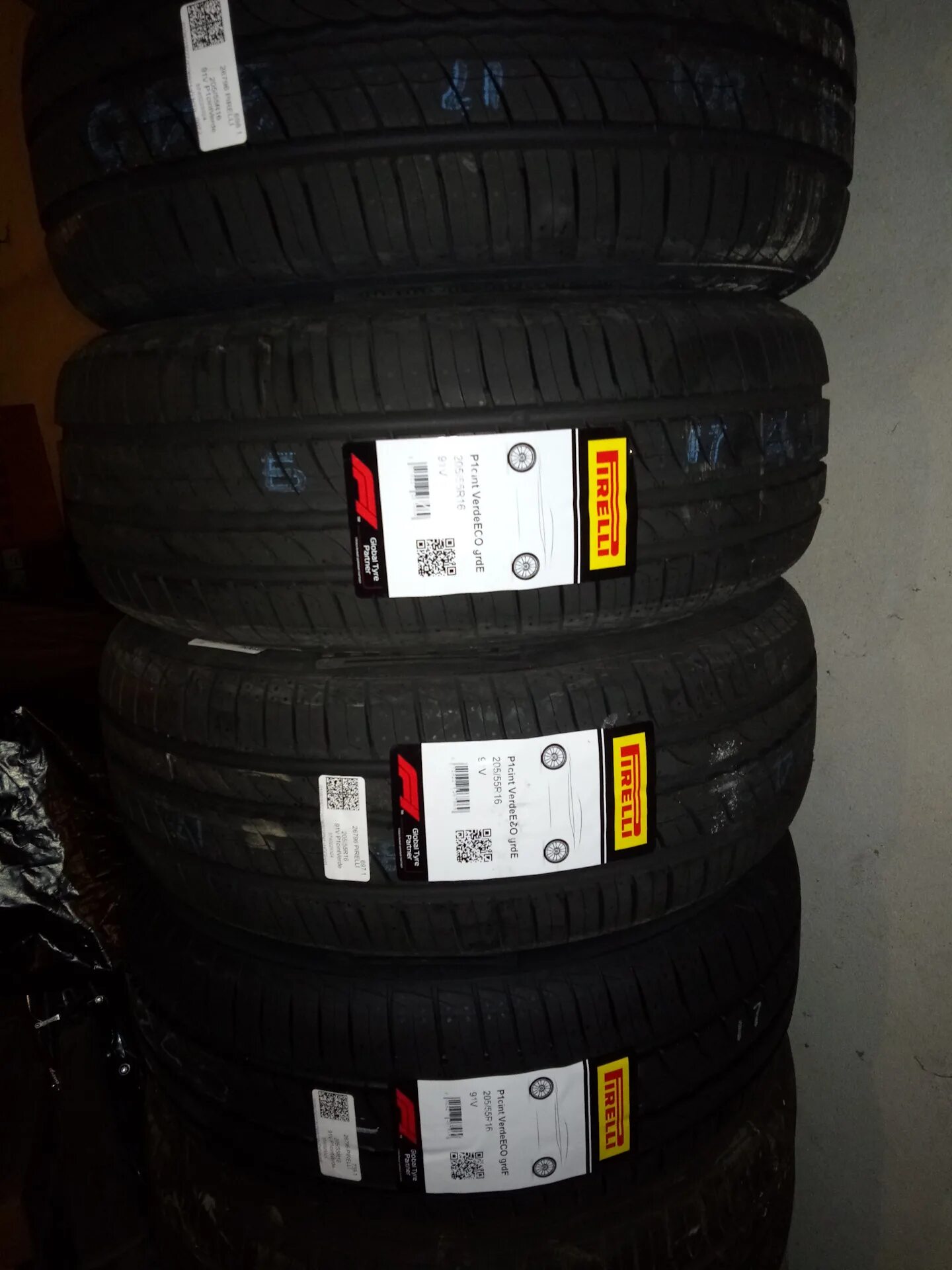 Пирелли производитель страна. Pirelli p1 205/55 r16. 205/55 Р16 Pirelli p1. Pirelli 205/55r16 91v Cinturato p1 Verde TL. Pirelli Cinturato p1 Verde 205/55 r16 91v летняя.