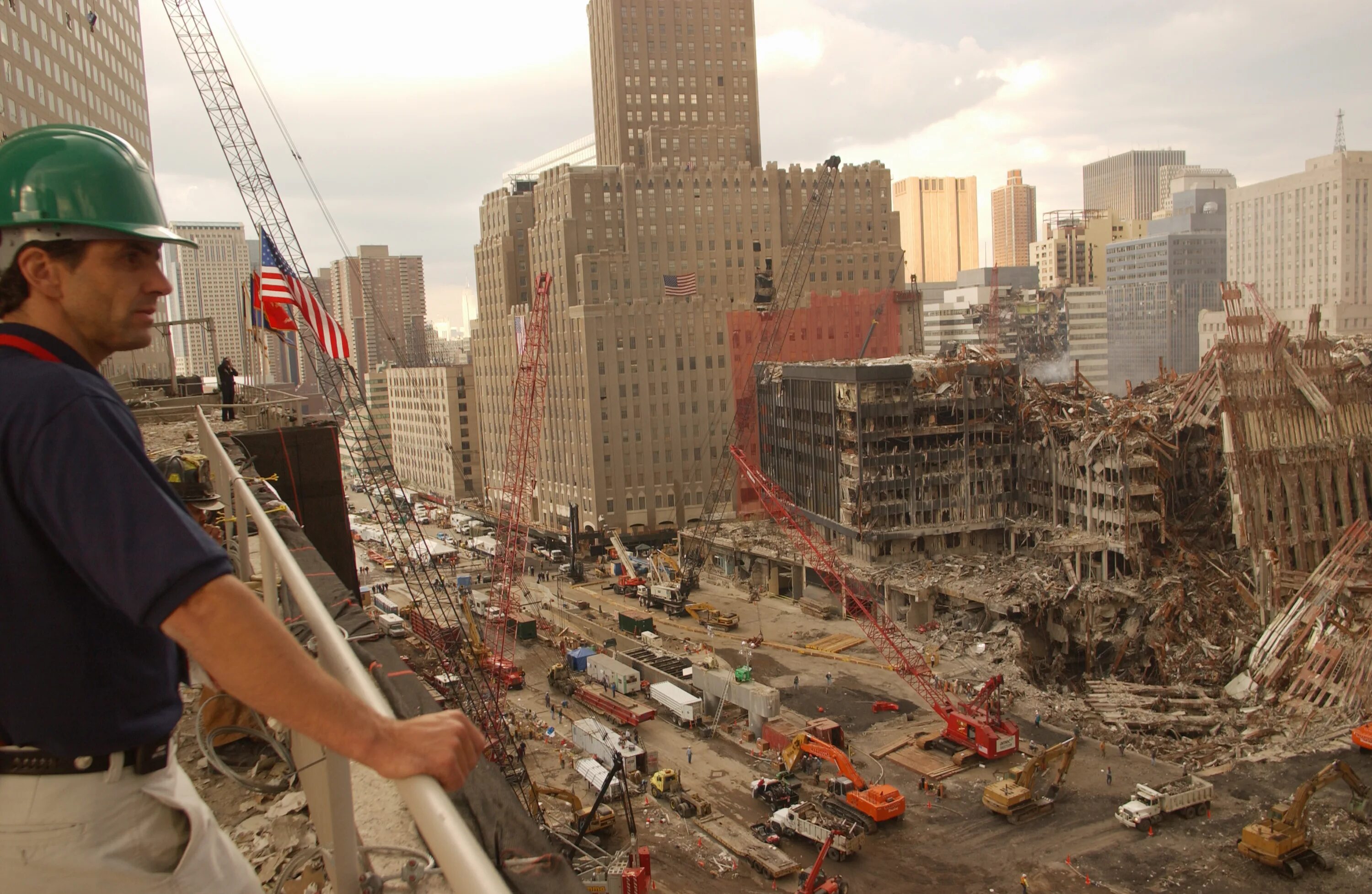 12 сентября 2001. September 12, 2001. September 12, 2001 ground Zero. 2001 28илюля.