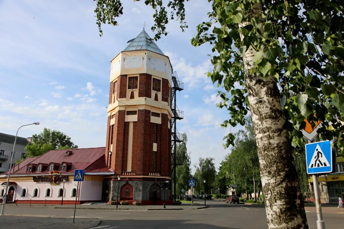 Где город бобруйск. Г.Бобруйск Белоруссия. Город Бобруйск Могилевская область. Город Бобруйск достопримечательности Бобруйска города. Бобруйск городская площадь.