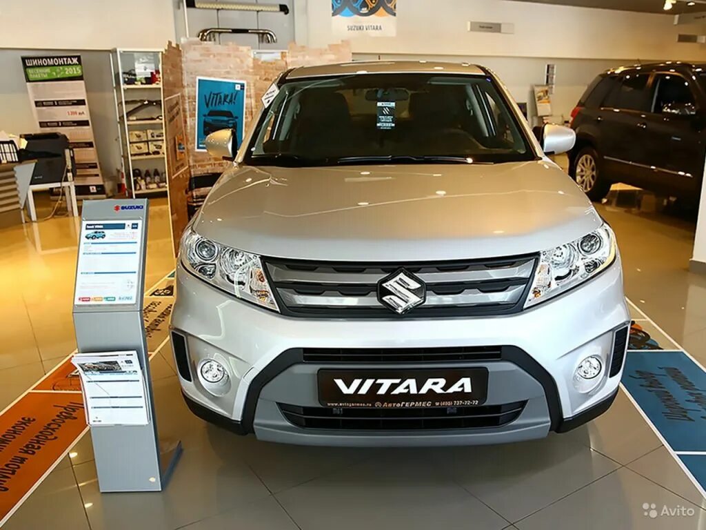Suzuki Vitara 2018. Suzuki Vitara, 2015 г внедорожник1.6 л / 117 л.с / бензин, автомат 1.