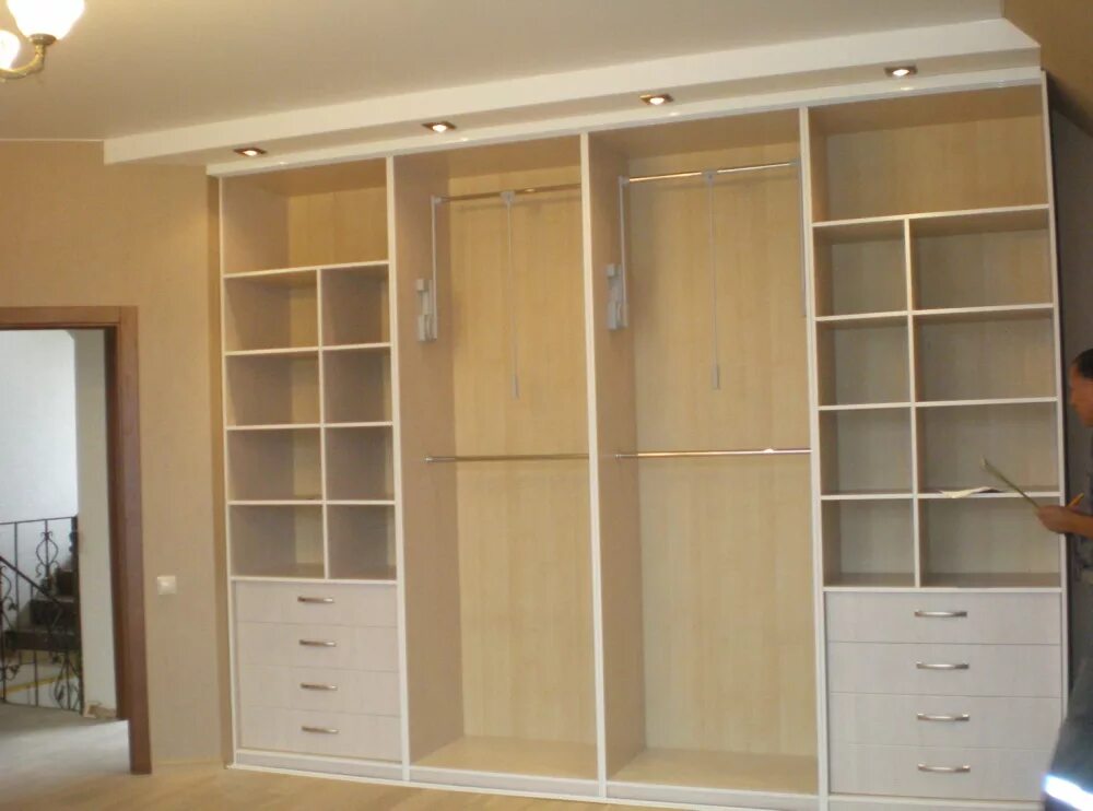 шкафы built in wardrobe. встроенный шкаф гардеробная. фото шкафов изнутри. фото шкафов изнутри. наполнение шкафа купе.