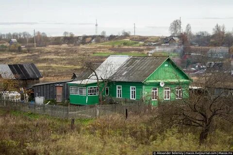 Деревня справа