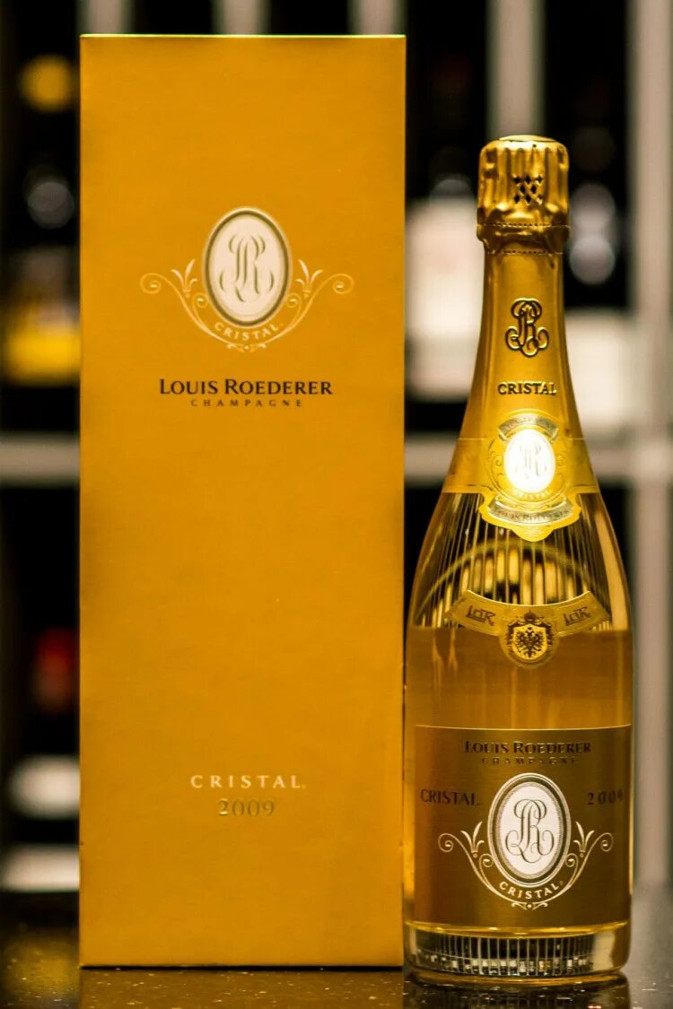 Шампанское кристалл. Louis Roederer Champagne Cristal. Луи Родерер брют Кристалл 2008. Шампанское брют Кристалл Луи Родерер. Rouderer Louis Roederer шампанское.