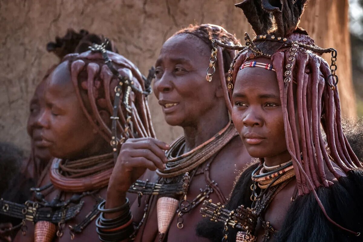 Tribe himba купить. Племя Химба. Химба народы Намибии. Народ Химба Африка. Африканское племя Химба.