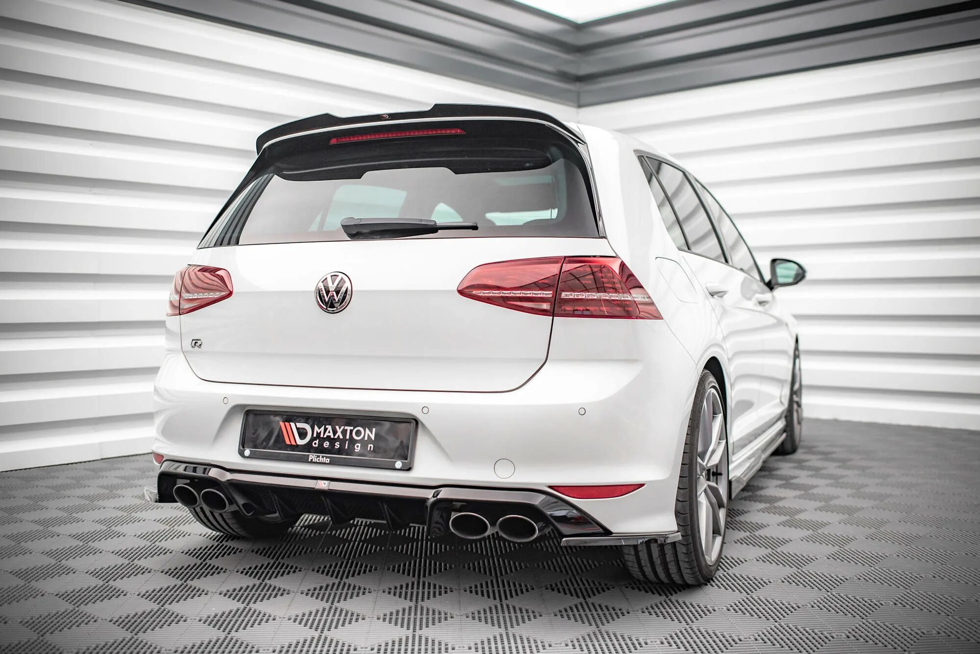 Бампер гольф 7. Гольф 7 r line. volkswagen golf 7 r line. диффузор гольф 7. golf 6 r line.
