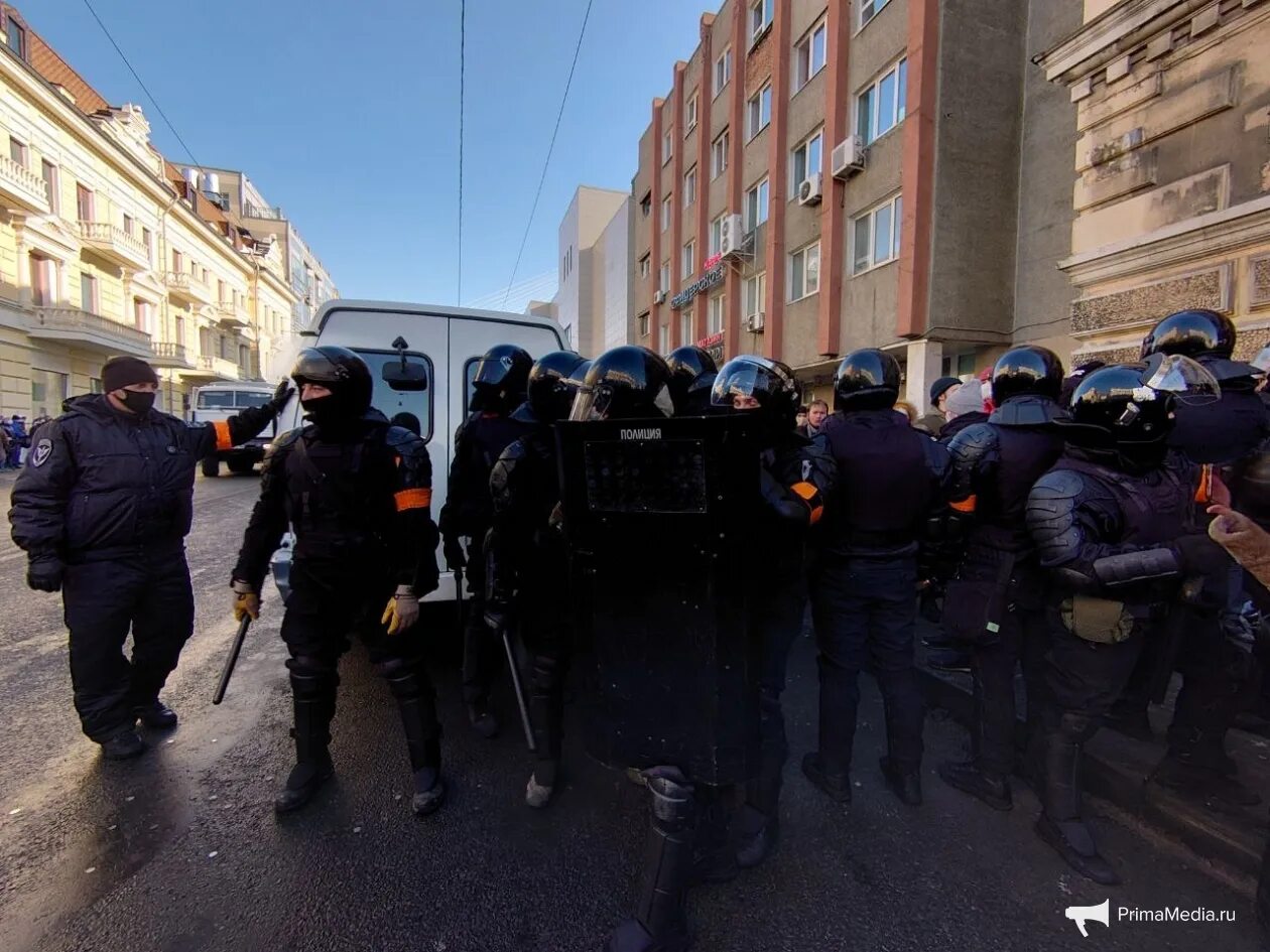 Канал 5 на сегодня владивосток. Митинг Владивосток Борисенко. Радиоприбор Владивосток митинги. СТГ Восток митинг Владивосток. Протесты во Владивостоке.