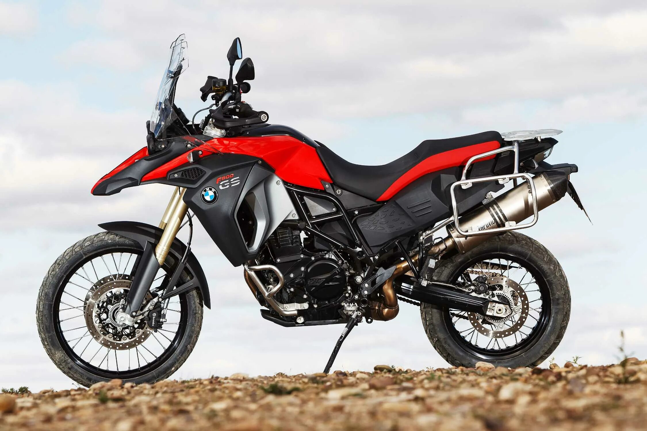 Мощный эндуро. Мотоцикл БМВ f800gs. BMW f800gs Adventure. BMW GS 800 Adventure. BMW GS 800 2013.