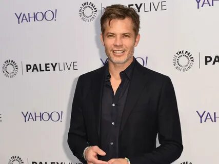 Тимоти Олифант